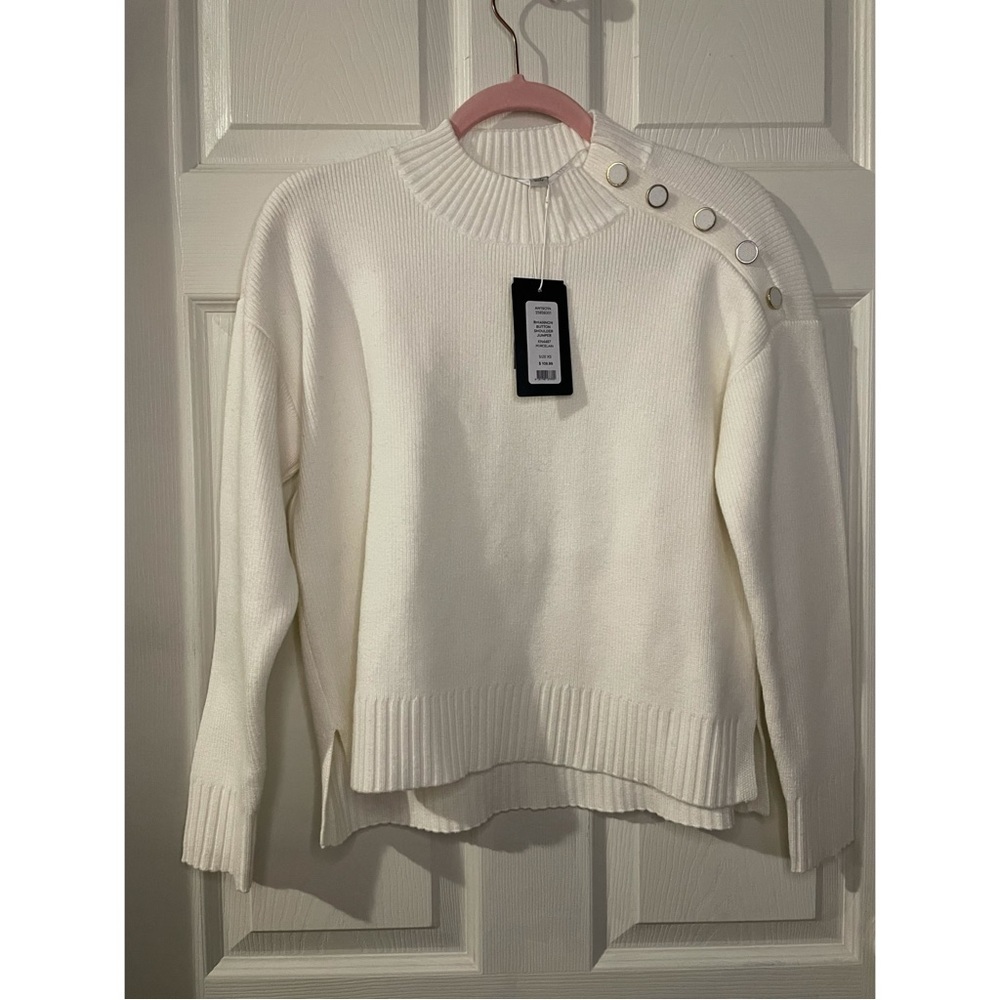 H&M - White Rhiannon button shoulder jumper